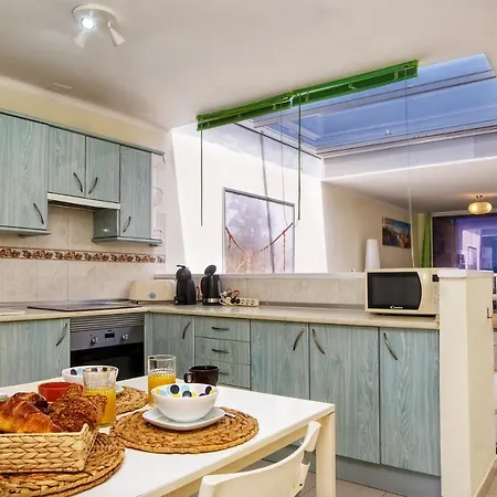 Sea View Colony Club Semesterbostad